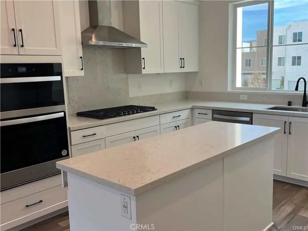 Additional image 29 of 1081 Cadence, Irvine, CA 92618