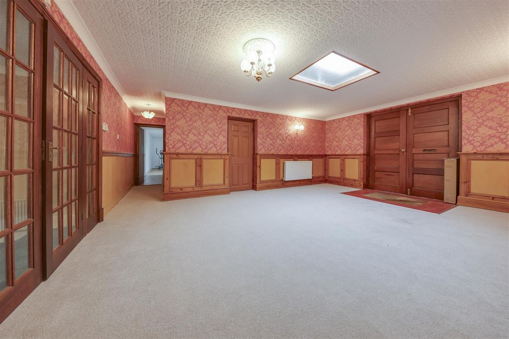 Additional image 27 of 6 bed detached house for saleBurnley Road, Loveclough, Rossendale - Over 10, 000Sqft Of Accommodation BB4