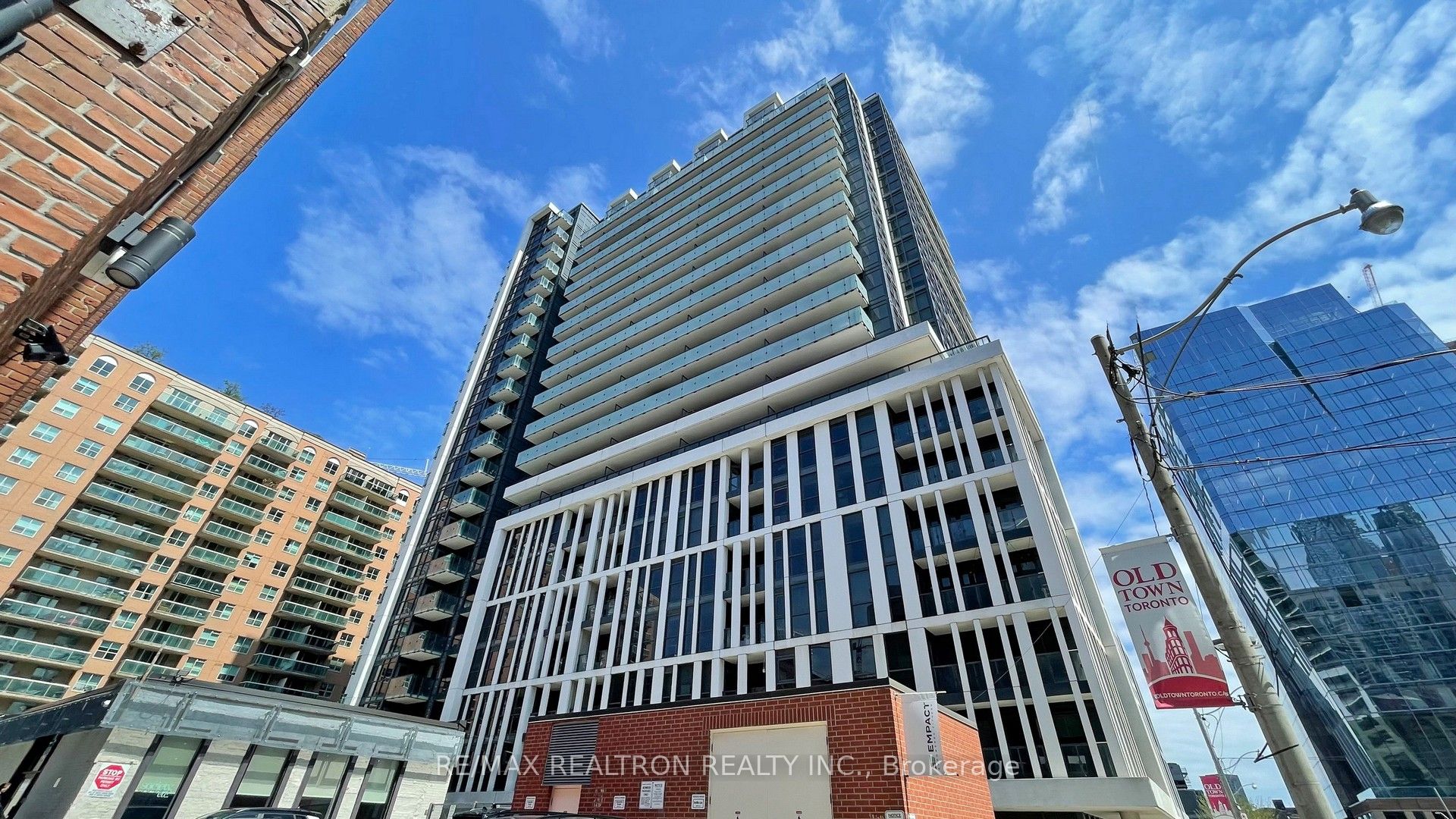 Additional image 3 of 2002-400 Adelaide Street, Toronto, ON, M5A 1N4