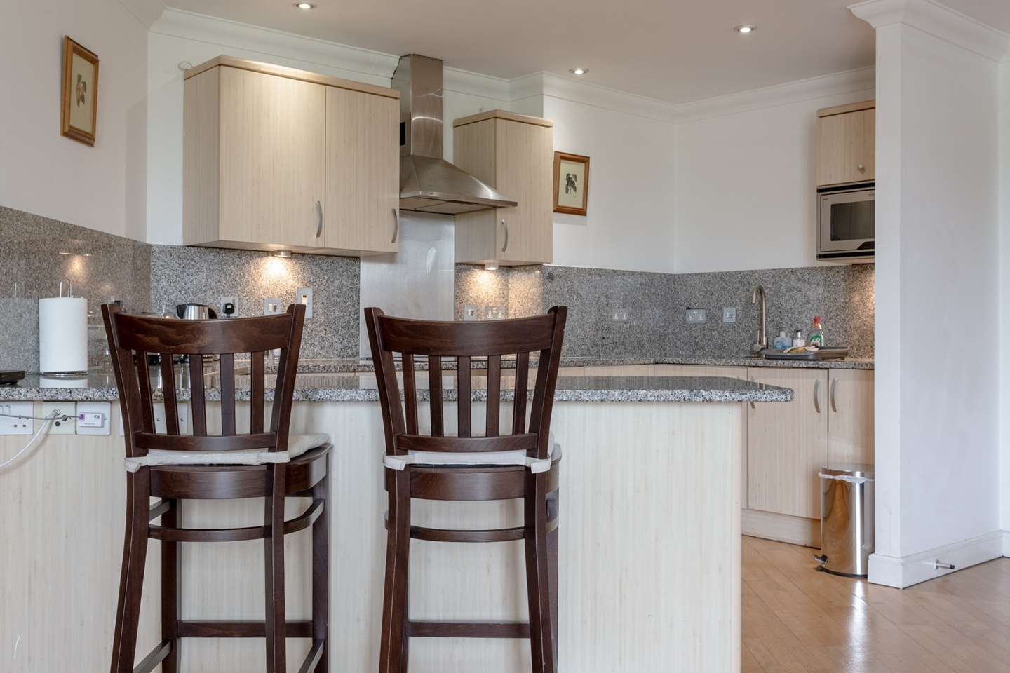 Additional image 15 of 2 Bed Flat, Trinity Square, EC3N, N1 7GU