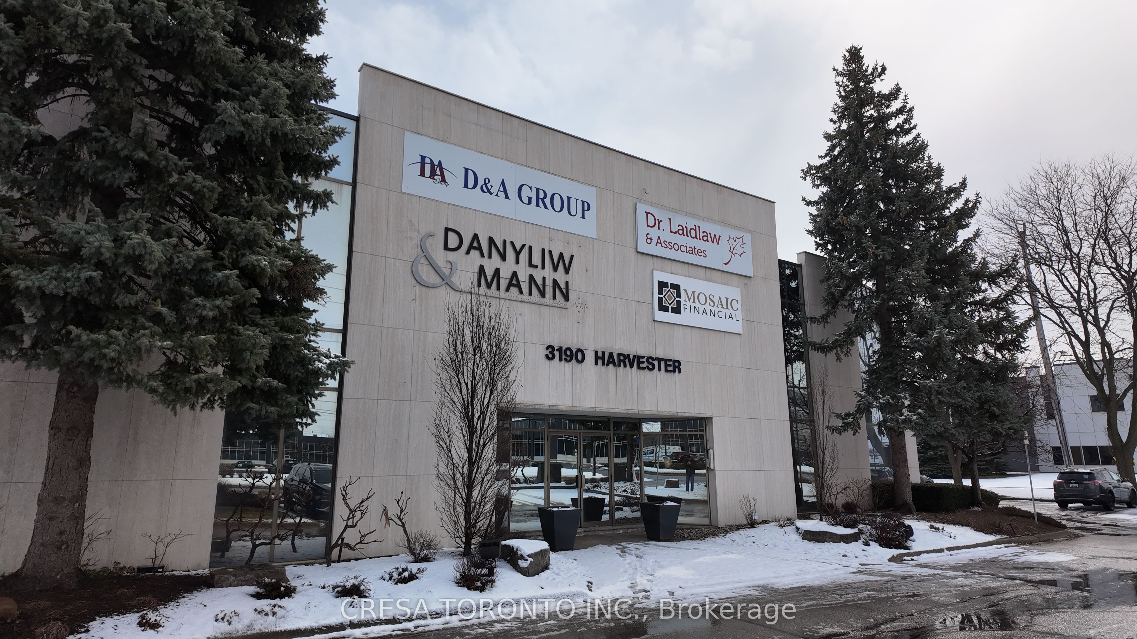 1WEST-3190 Harvester Road, Burlington, ON, L7N 3T1