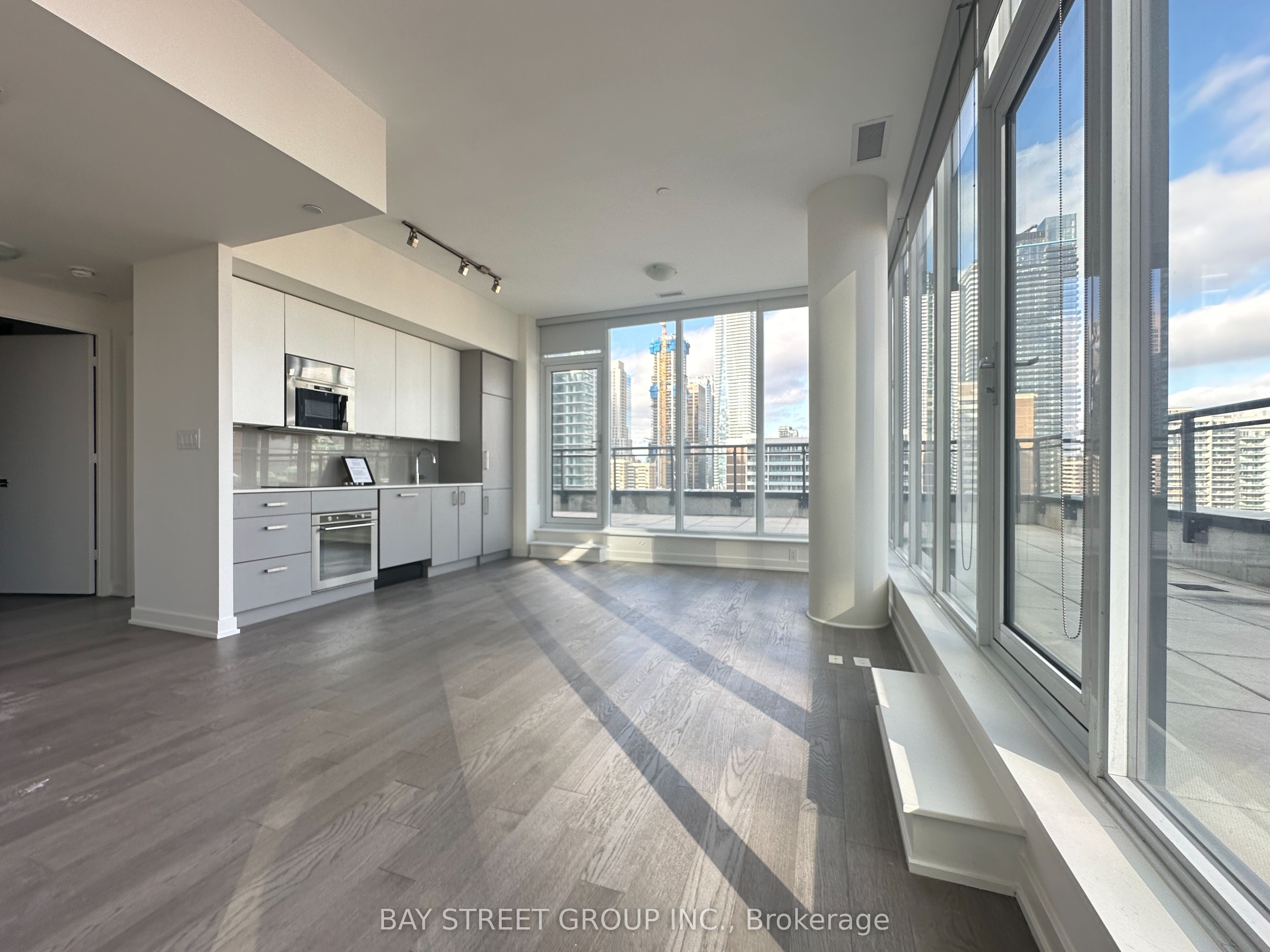 Additional image 5 of 1703-17 Dundonald Street, Toronto, ON, M4Y 0E4