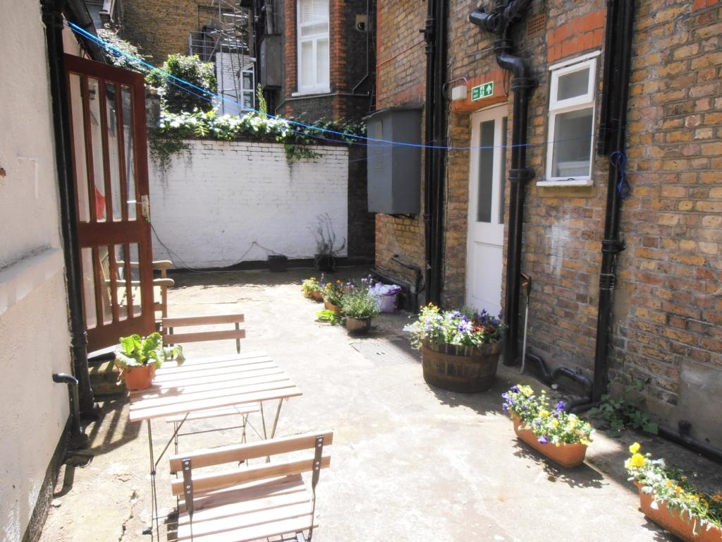 2 Bed Flat, Titchfield Street, W1W, N1 7GU