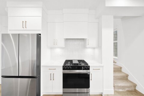 Additional image 8 of 13-12770 105 Avenue, Surrey, BC, V3V 0H2