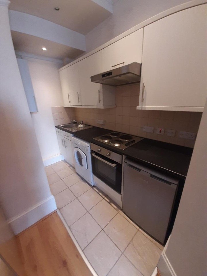 Additional image 26 of Studio Flat, Cambridge St, SW1V, N1 7GU