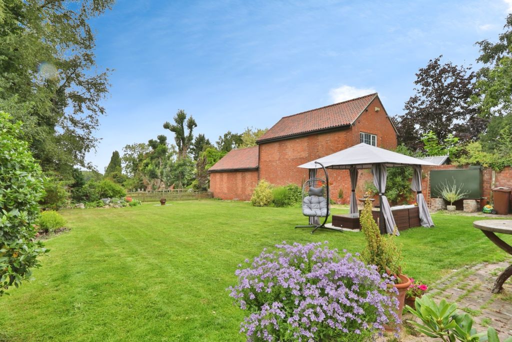 Additional image 23 of 3 bed detached house for saleThe Old Post House, Saxby-All-Saints, Brigg, Lincolnshire DN20