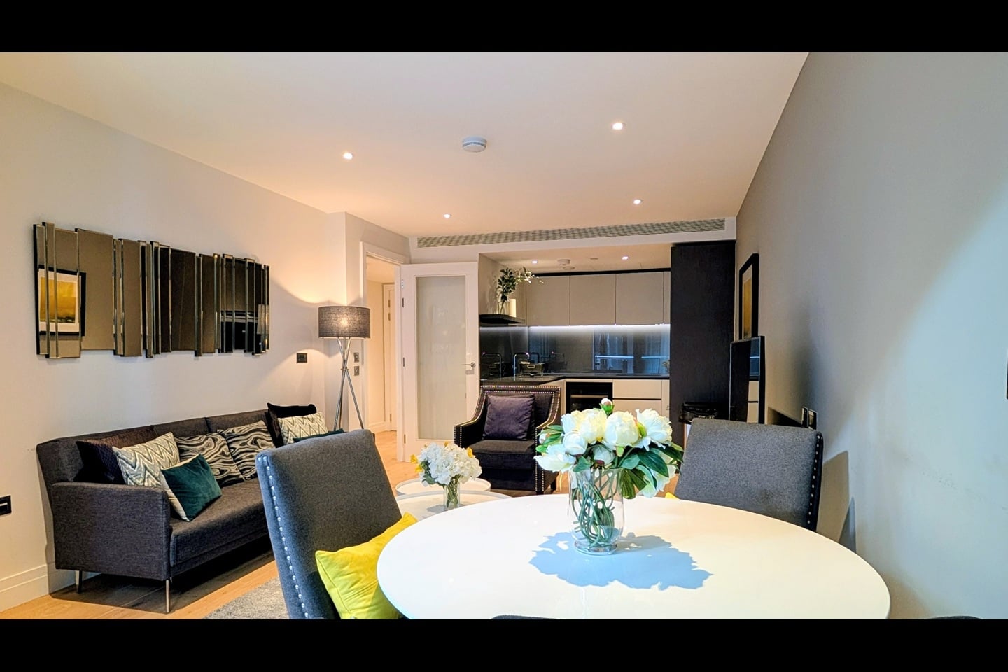 Additional image 14 of 2 Bed Flat, Riverlight Quay, SW11, N1 7GU