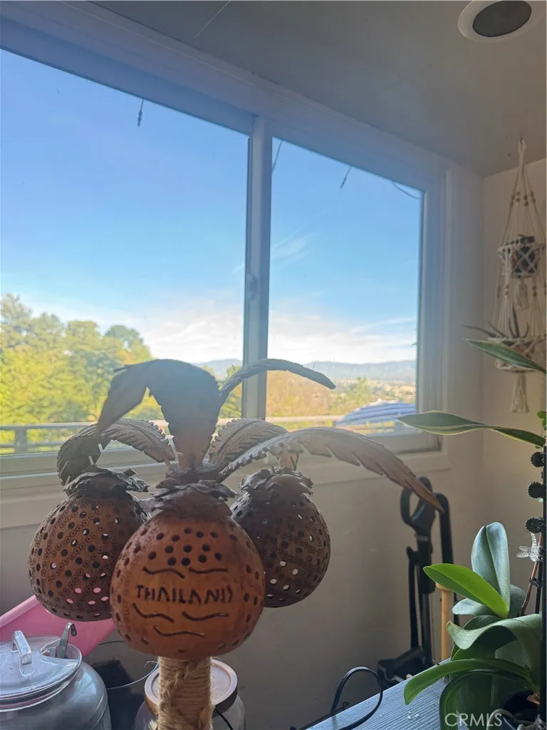 Additional image 83 of 11551 Decente Dr, Studio City, CA 91604