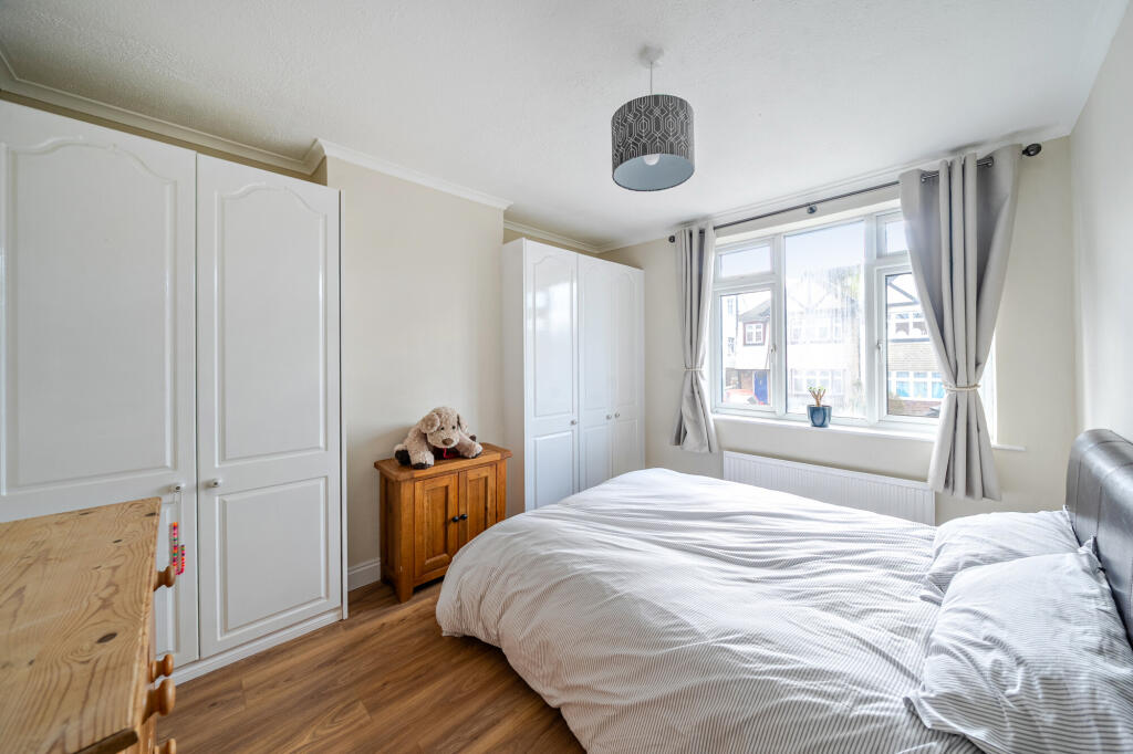 Additional image 6 of Cross Way, Harpenden, AL5