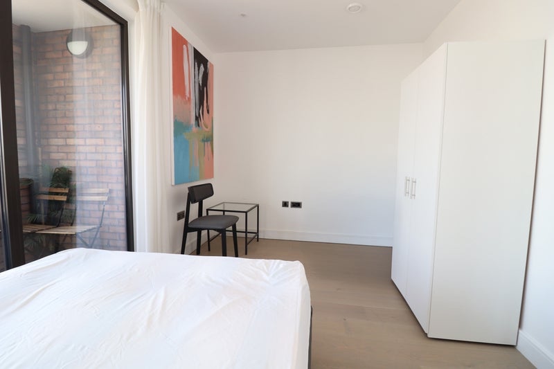Additional image 9 of Room in a Shared Flat, London, EC1V, N1 7GU