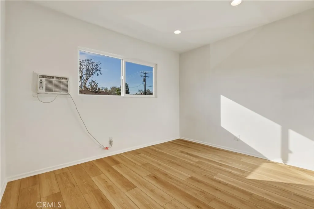 Additional image 26 of 22862 15th Street, Newhall, CA 91321