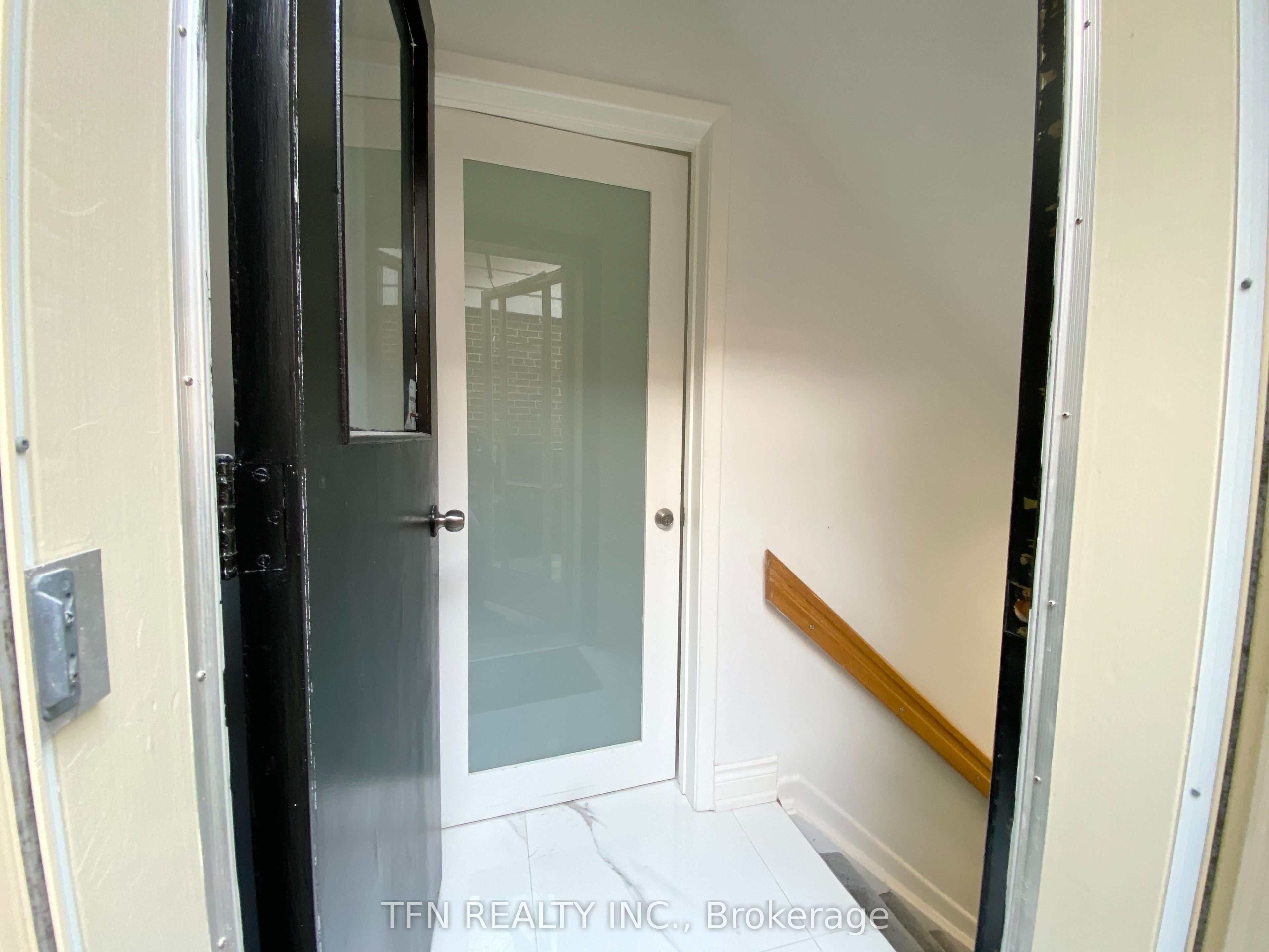 Additional image 5 of BSMT-8 Ravencliff Crescent, Toronto, ON, M1T 1R8