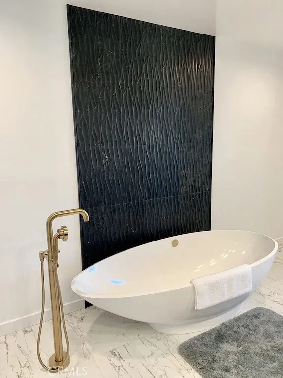 Additional image 90 of 116 W Channel Islands Boulevard, Oxnard, CA 93035