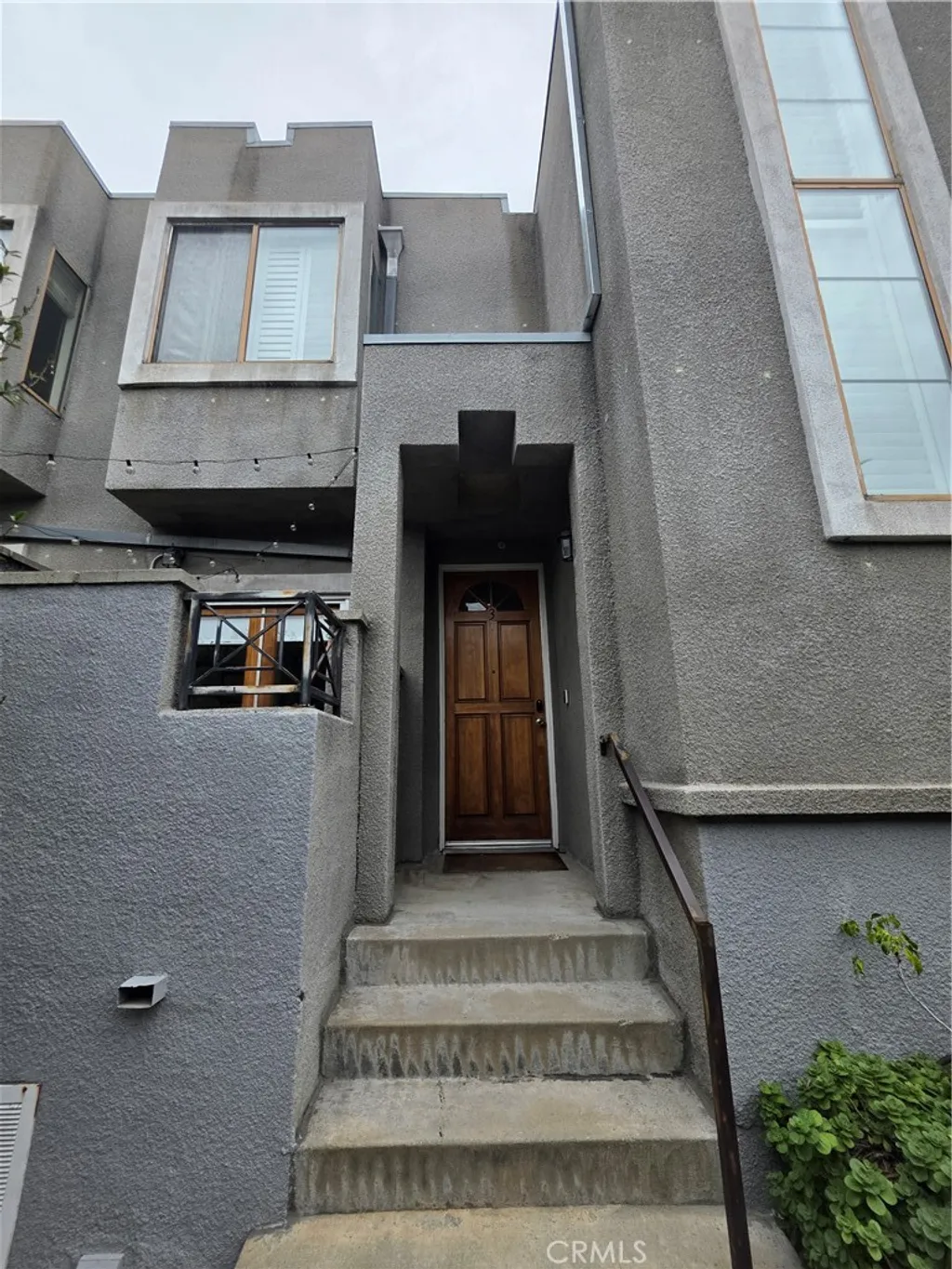 240 S Mentor Ave, Pasadena, CA 91106