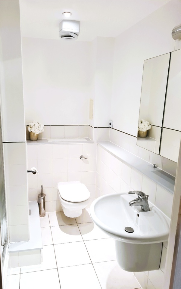 Additional image 4 of 2 Bed Flat, Isaac Way, SE1, N1 7GU