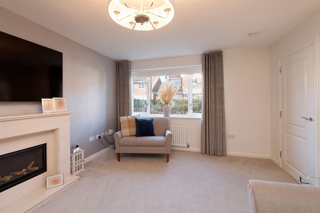 Additional image 4 of 5 bed detached house for sale33 Lochside Avenue, Bishopton PA7