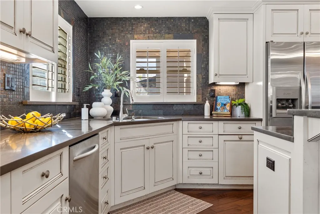 Additional image 89 of 1077 10th Street, Hermosa Beach, CA 90254