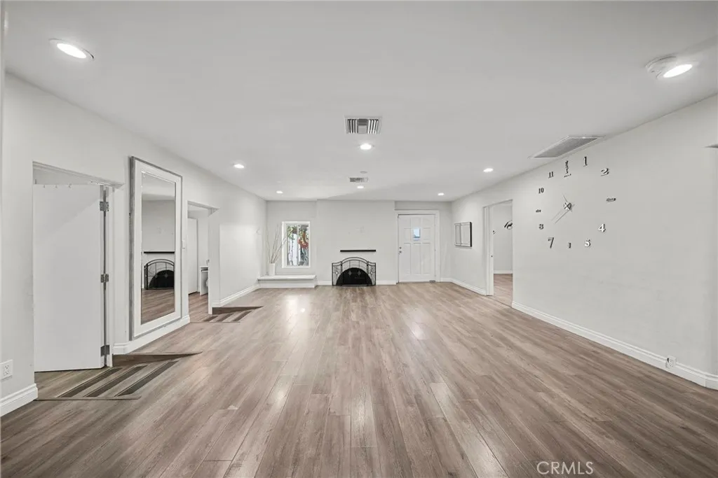 Additional image 17 of 8647 Corbin Avenue, Winnetka, CA 91306