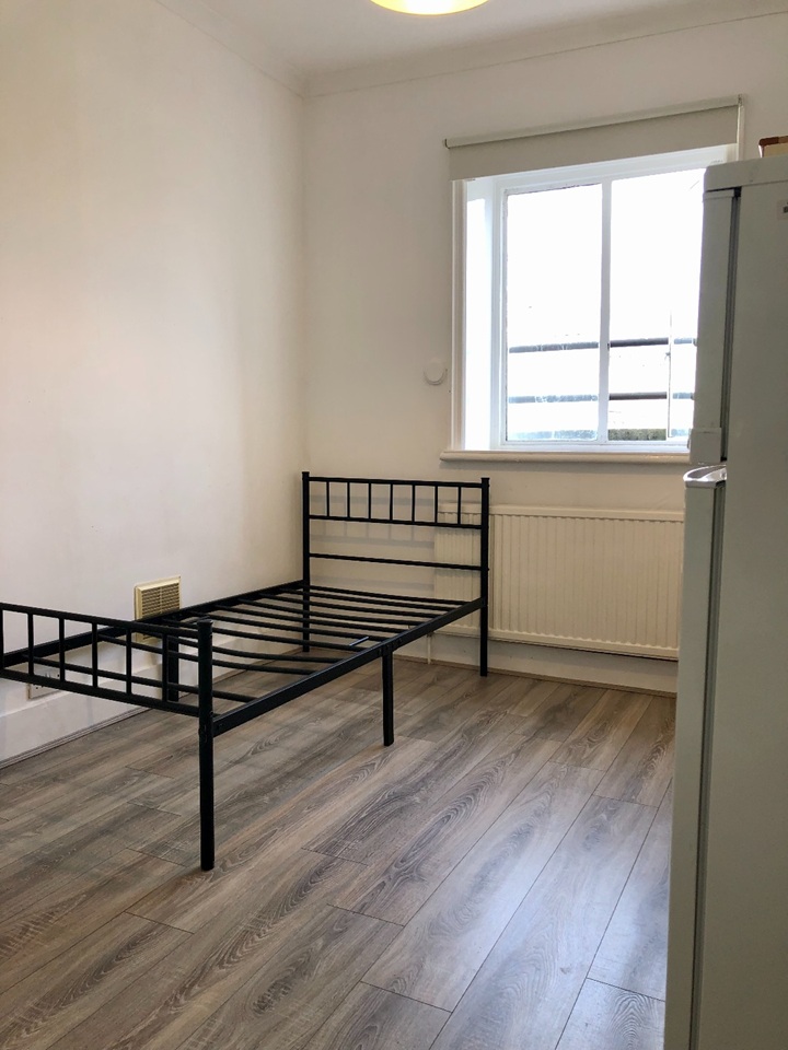 Additional image 2 of Room in a Shared House, Lancaster Gate, W2, N1 7GU