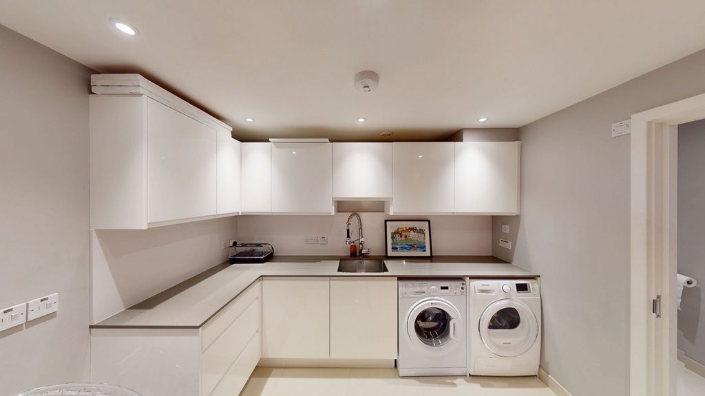 Additional image 11 of 2 bed flat for saleNew Street, Plymouth PL1