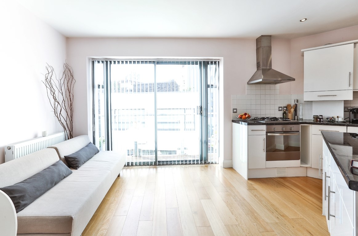 1 Bed Flat, Stockwell Road, SW9, N1 7GU