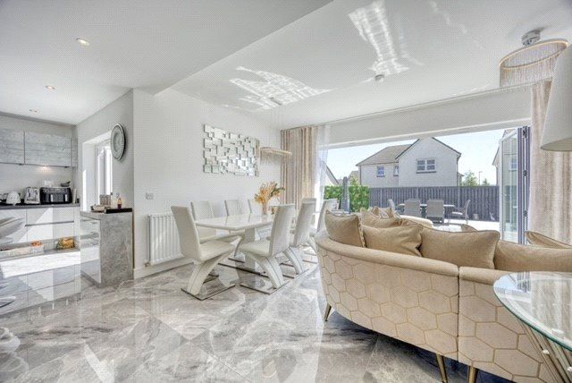 Additional image 3 of 6 bed detached house for saleThurso Crescent, Bishopton, Renfrewshire PA7