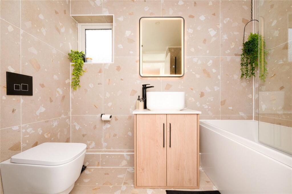 Additional image 16 of Garden Court, Wheathampstead, St. Albans, Hertfordshire