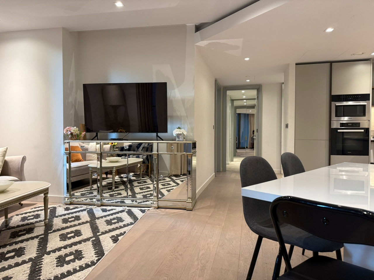 Additional image 5 of 2 Bed Flat, Westmark Tower, W2, N1 7GU