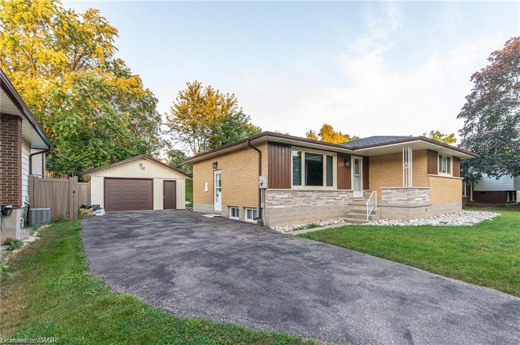 136 Macgregor Crescent, Waterloo, ON, N2J 3W9