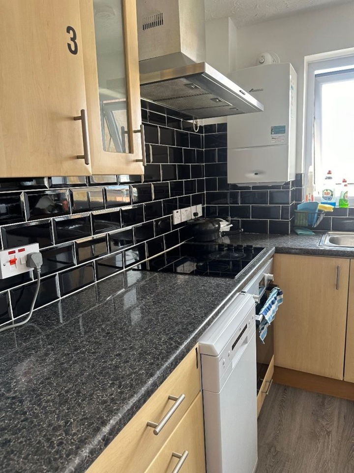 Additional image 3 of Room in a Shared Flat, Oxley Close, SE1, N1 7GU