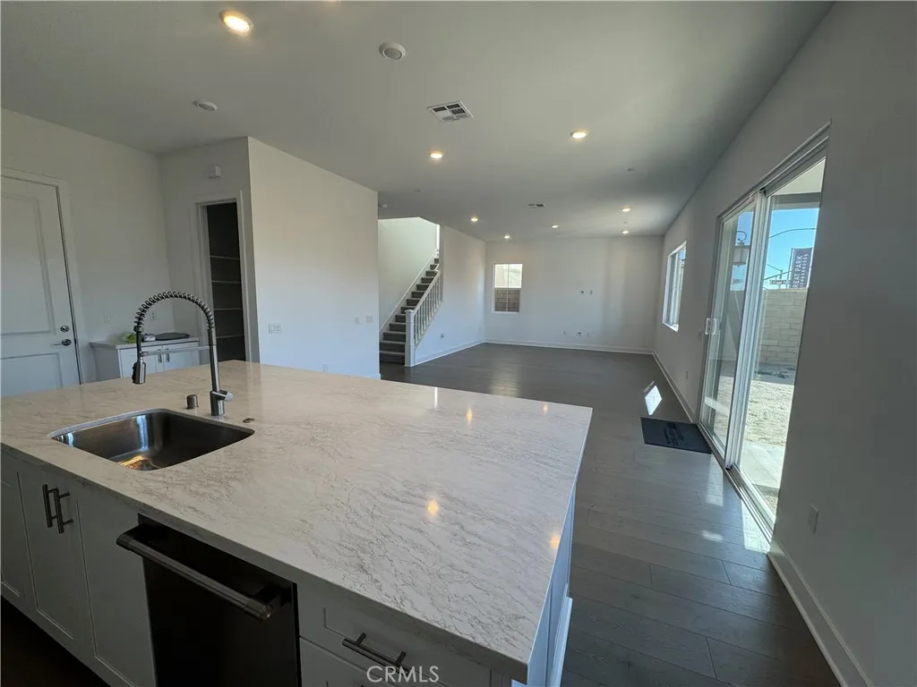 Additional image 8 of 114 Pansy, Irvine, CA 92618