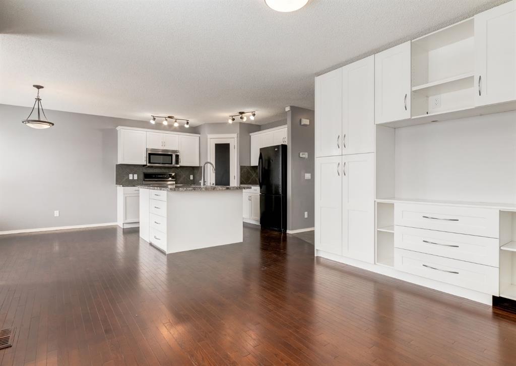 Additional image 5 of 113 Luxstone Green SW, Airdrie, AB, T4B3B9