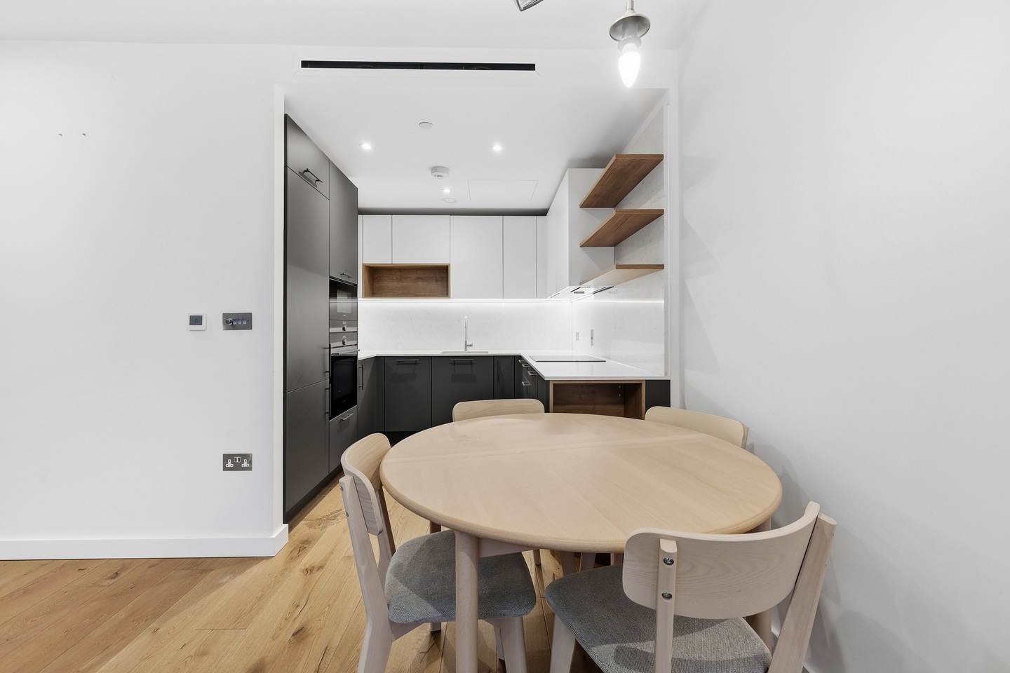 Additional image 8 of 1 Bed Flat, Fisherton Street, NW8, N1 7GU