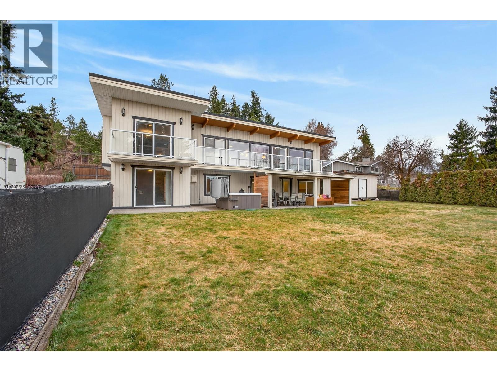 Additional image 2 of 824 Dehart Road, Kelowna, BC, V1W4N2