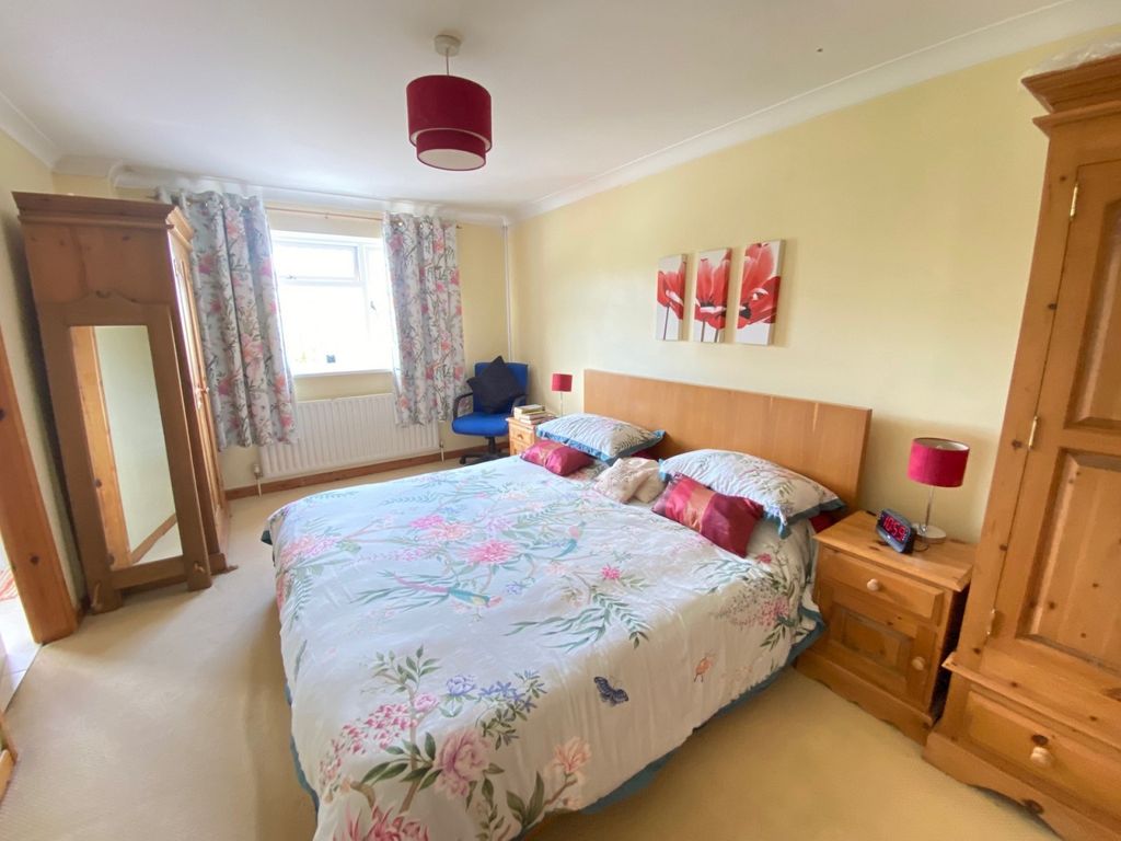 Additional image 13 of 4 bed detached house for saleCamnant Road, Banwen, Neath, Neath Port Talbot. SA10
