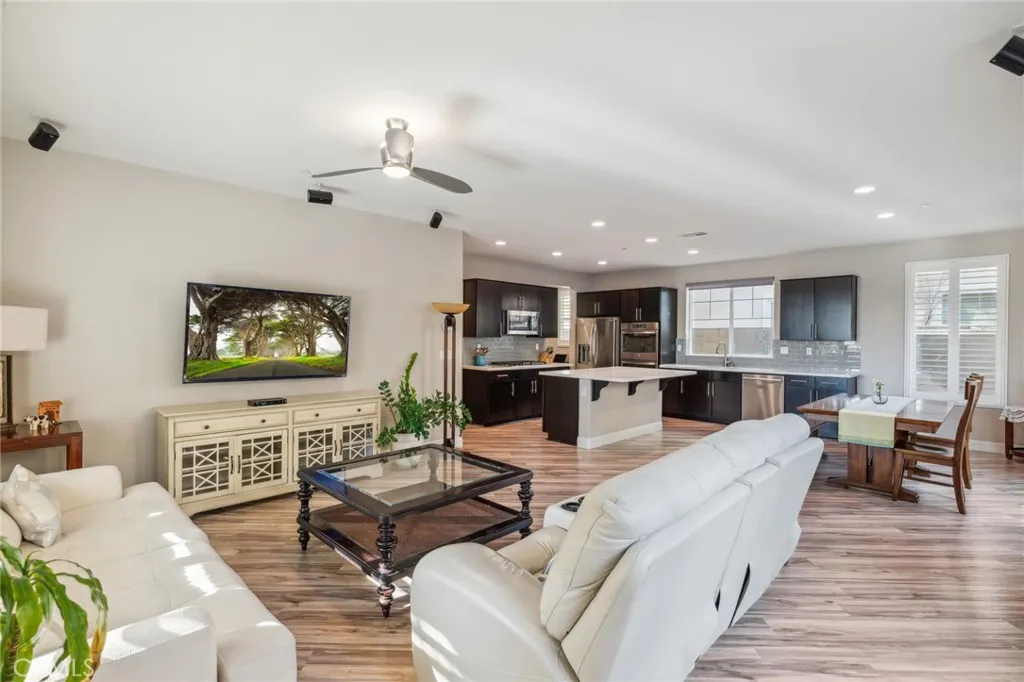 Additional image 4 of 123 Sparrow, Irvine, CA 92618