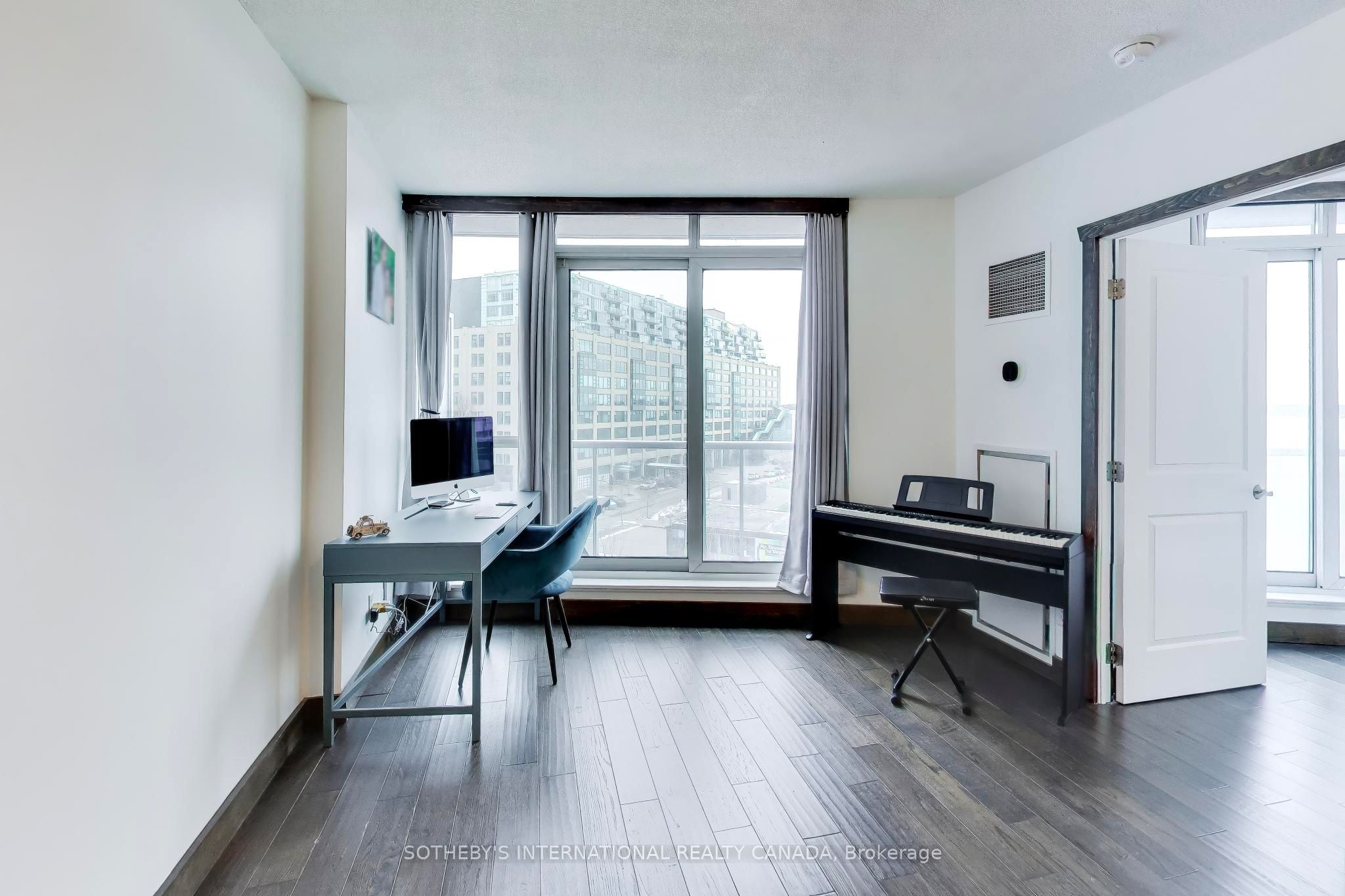 Additional image 6 of 505-218 Queens Quay W, Toronto, ON, M5J 2Y6