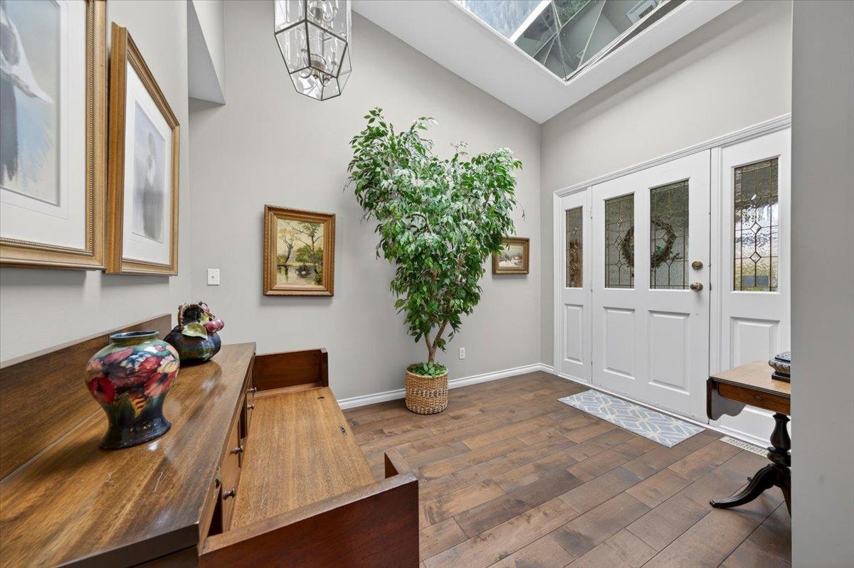 Additional image 4 of 1841 Walnut Crescent, Coquitlam, BC, V3J 7S9