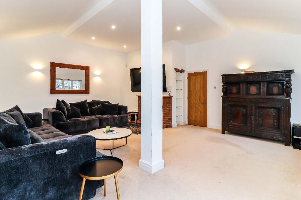 Additional image 6 of Hill Street, St. Albans, Hertfordshire, AL3