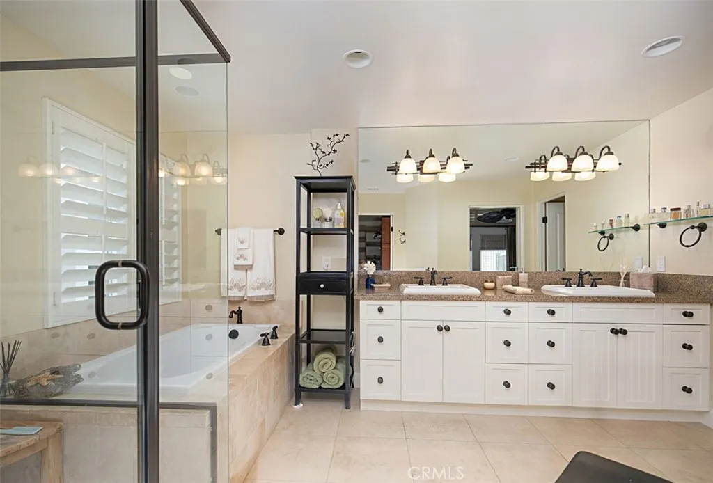Additional image 38 of 208 E Balboa Boulevard, Newport Beach, CA 92661