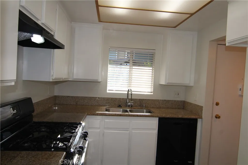 Additional image 7 of 955 E 3rd St Unit 204, Long Beach, CA 90802