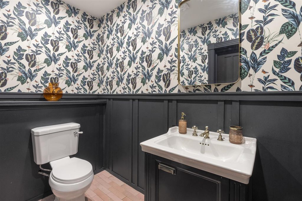 Additional image 55 of 7 bed property for saleLovelace Avenue, Solihull B91