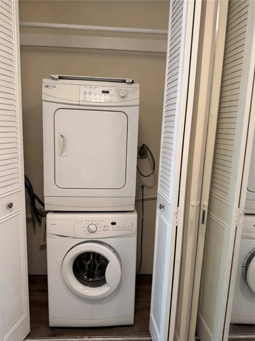 Additional image 3 of 5301 Balboa Boulevard Unit D5, Encino, CA 91316