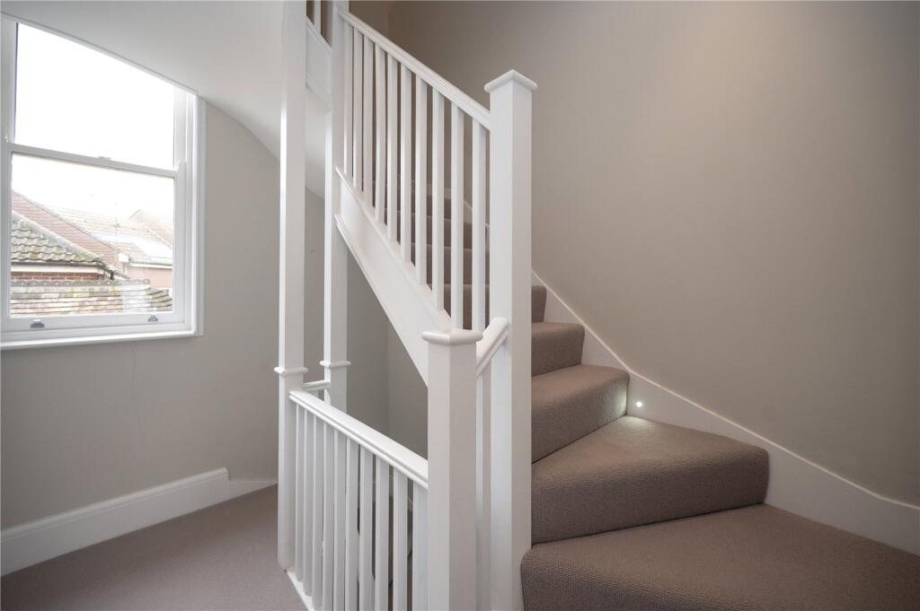 Additional image 9 of Cadoxton Place, 29 Avenue Road, St. Albans, Hertfordshire