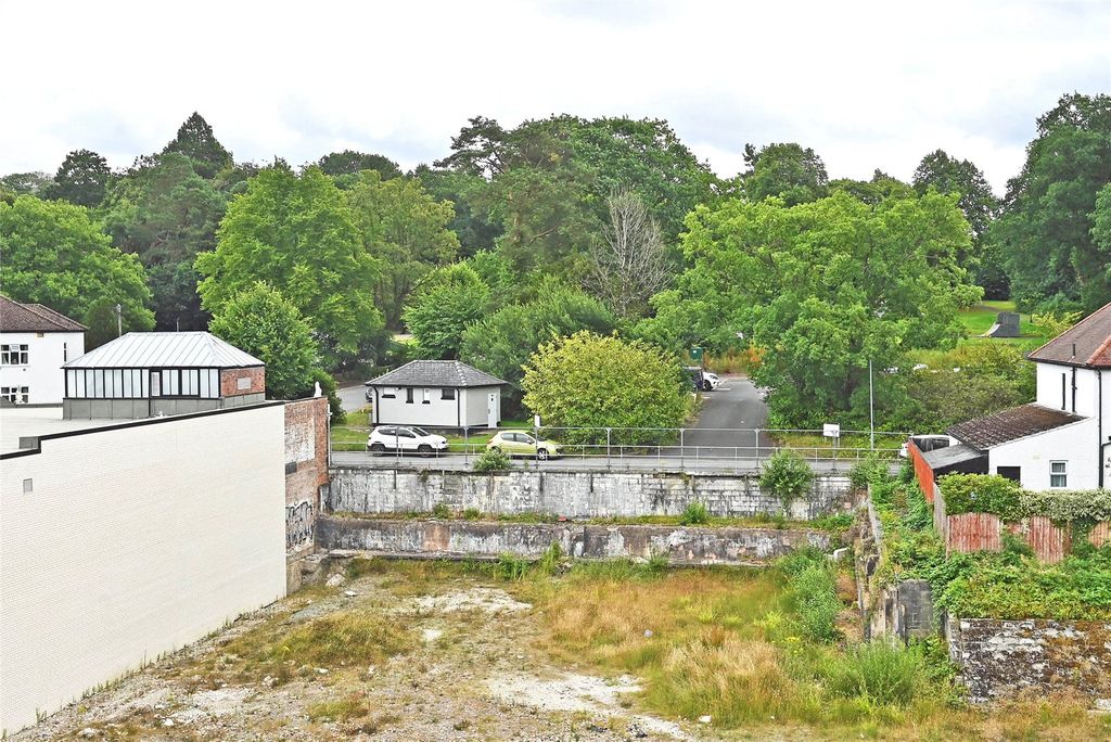 Additional image 12 of 2 bed flat for saleThe Beaufort, Temple Street, Llandrindod Wells LD1