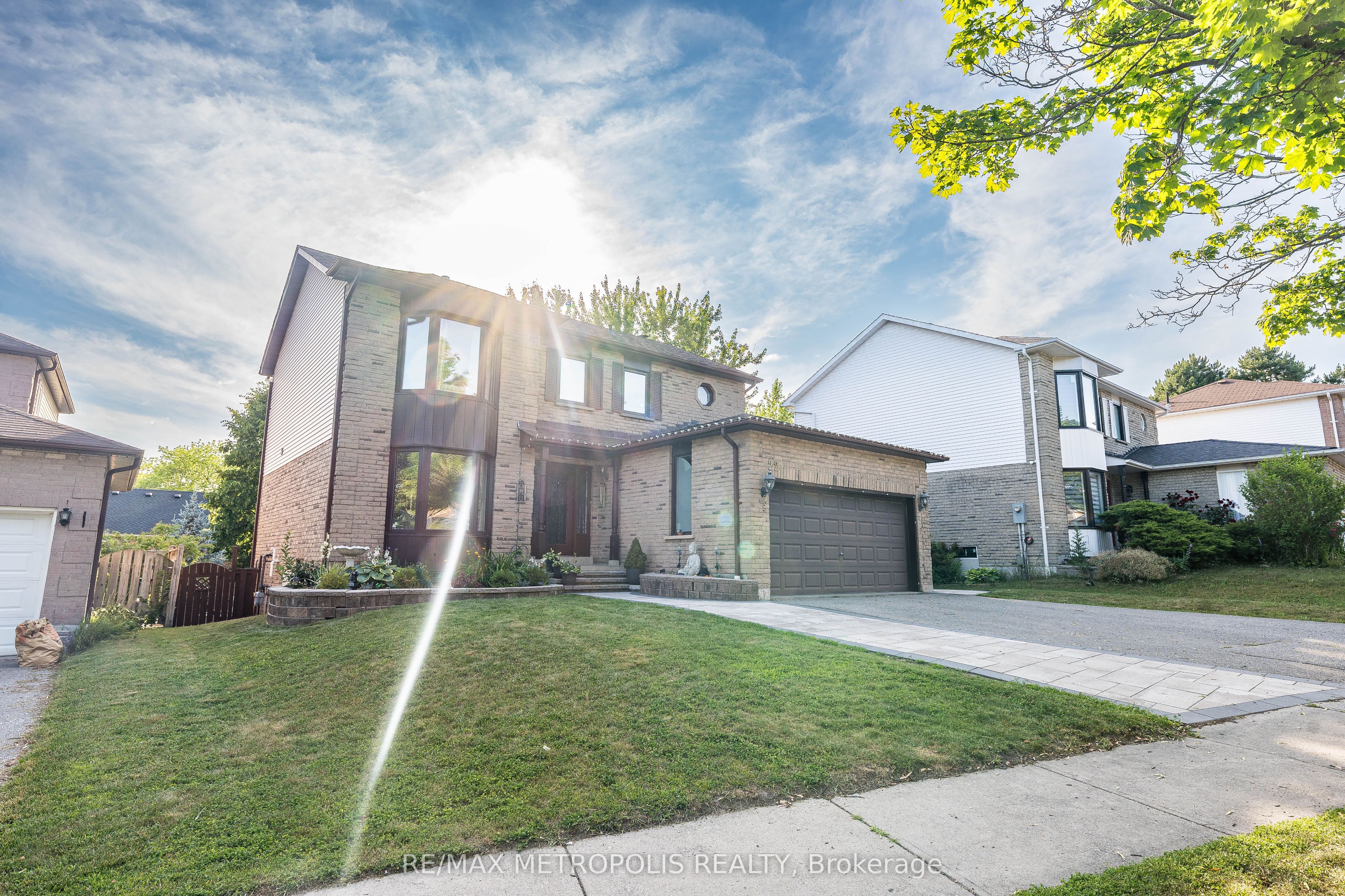 Upper - 22 Mayflower Street