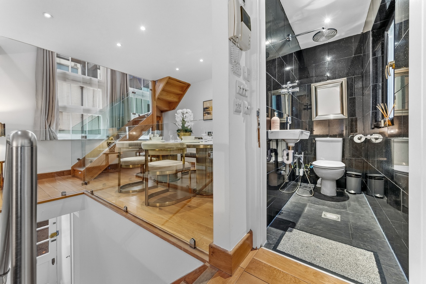 Additional image 27 of 2 Bed Flat, Ovington Mews, SW3, N1 7GU