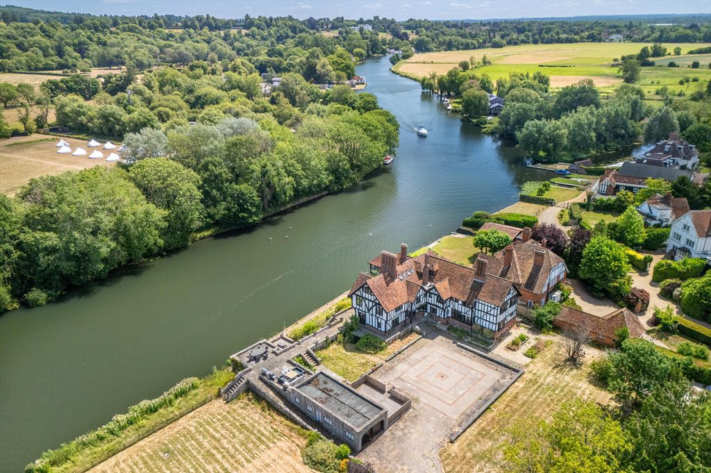 6 bed detached house for saleBolney Road, Lower Shiplake, Henley-On-Thames, Oxfordshire RG9
