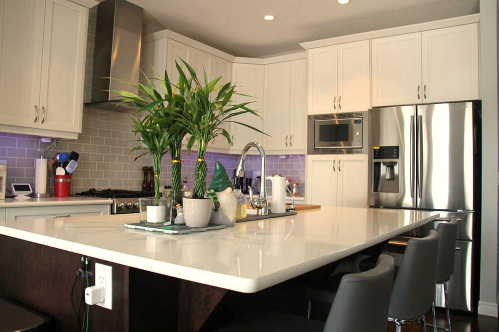 Additional image 3 of 90 Nolancrest Rise NW, Calgary, AB, T3R 0T2