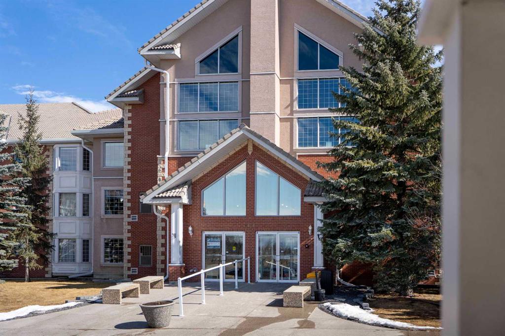 Additional image 4 of 128-6868 Sierra Morena Boulevard SW, Calgary, AB, T3H 3R6